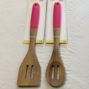Pink and Wood Kitchen Utensil Set